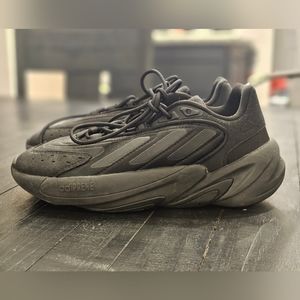 Addidas Adiprene Ozelia Shoes